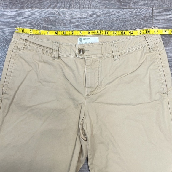 Gap Bermuda Favorite Khaki Shorts 12 - Picture 4 of 11